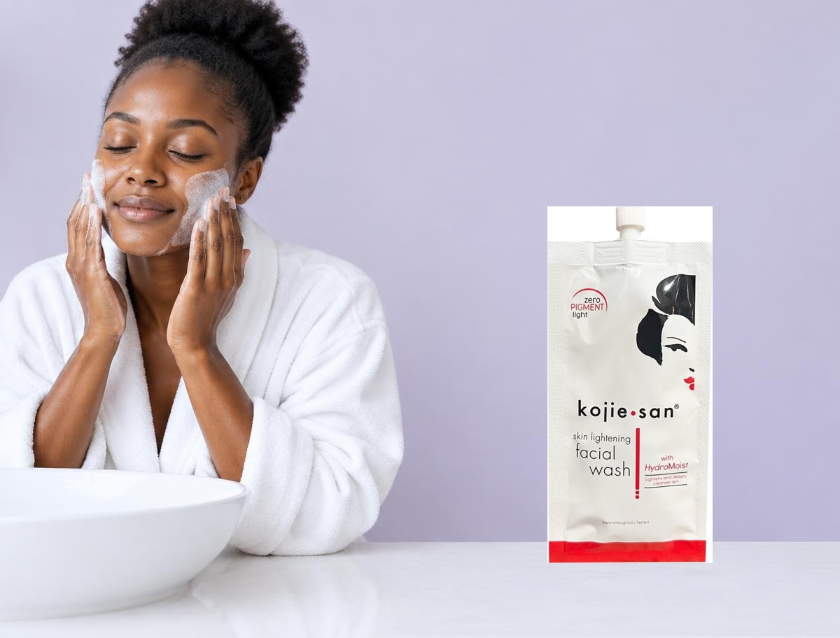 Mise en scène publicitaire de Kojie San — Facial Wash, sachet